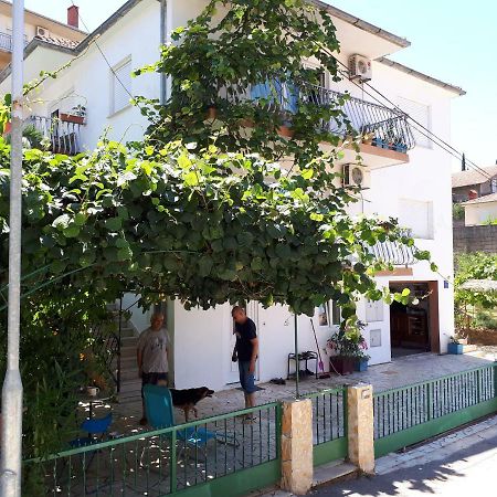 Apartments Luki Trogir Extérieur photo